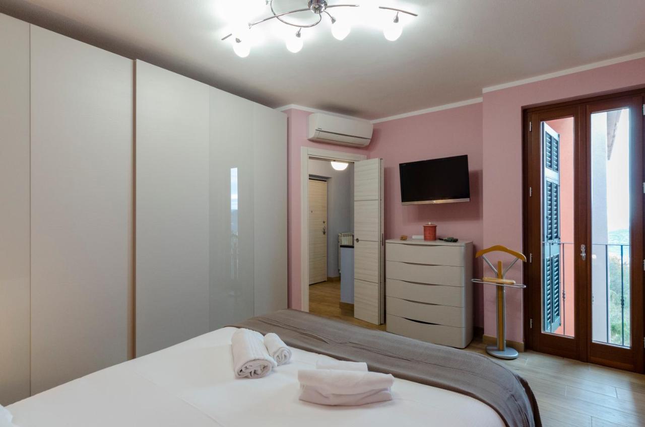 Апартаменти Altido Splendid Flat With Terrace & Magnificent View Breccanecca Екстер'єр фото
